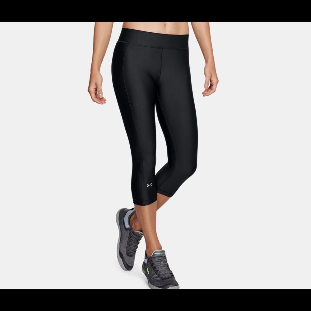 Under Armour workout crops capris HeatGear